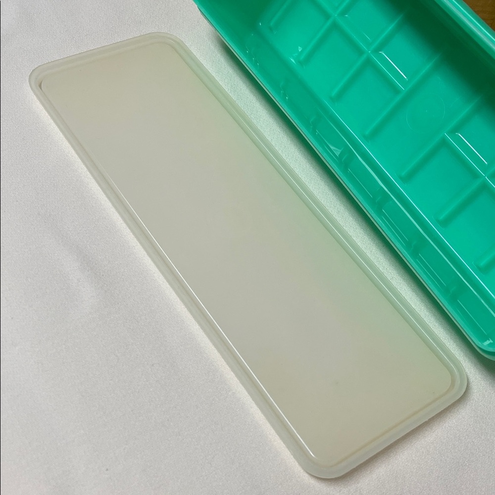 Tupperware Storage Container - Picture 9 of 12